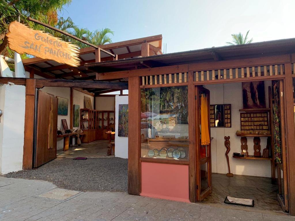 Galeria Suites San Pancho سان فرانسيسكو المظهر الخارجي الصورة